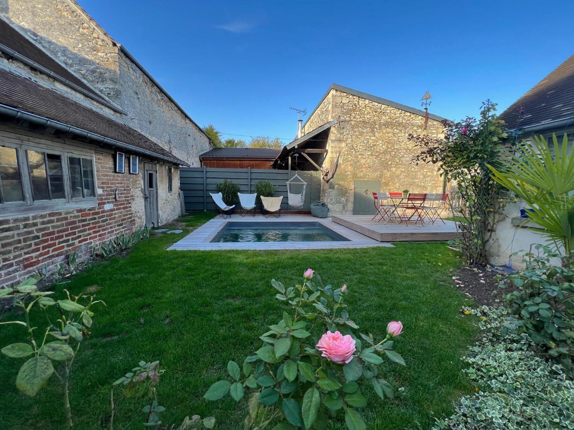 Maison De Campagne By La Boite En Plus Санлис Екстериор снимка
