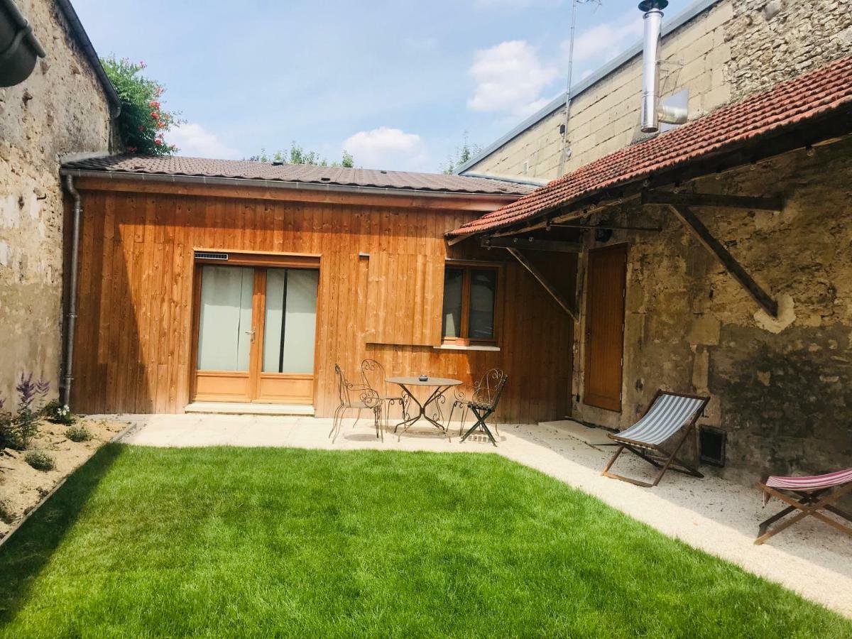 Maison De Campagne By La Boite En Plus Санлис Екстериор снимка